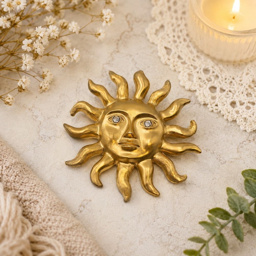 Vintage Avon Celestial Sun Face Brooch Pendant Gold Tone Rhinestone Eyes Boho
